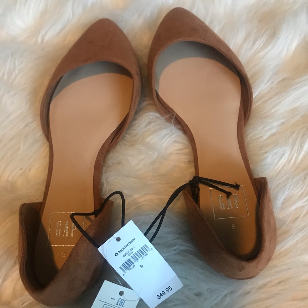 Women’s flats